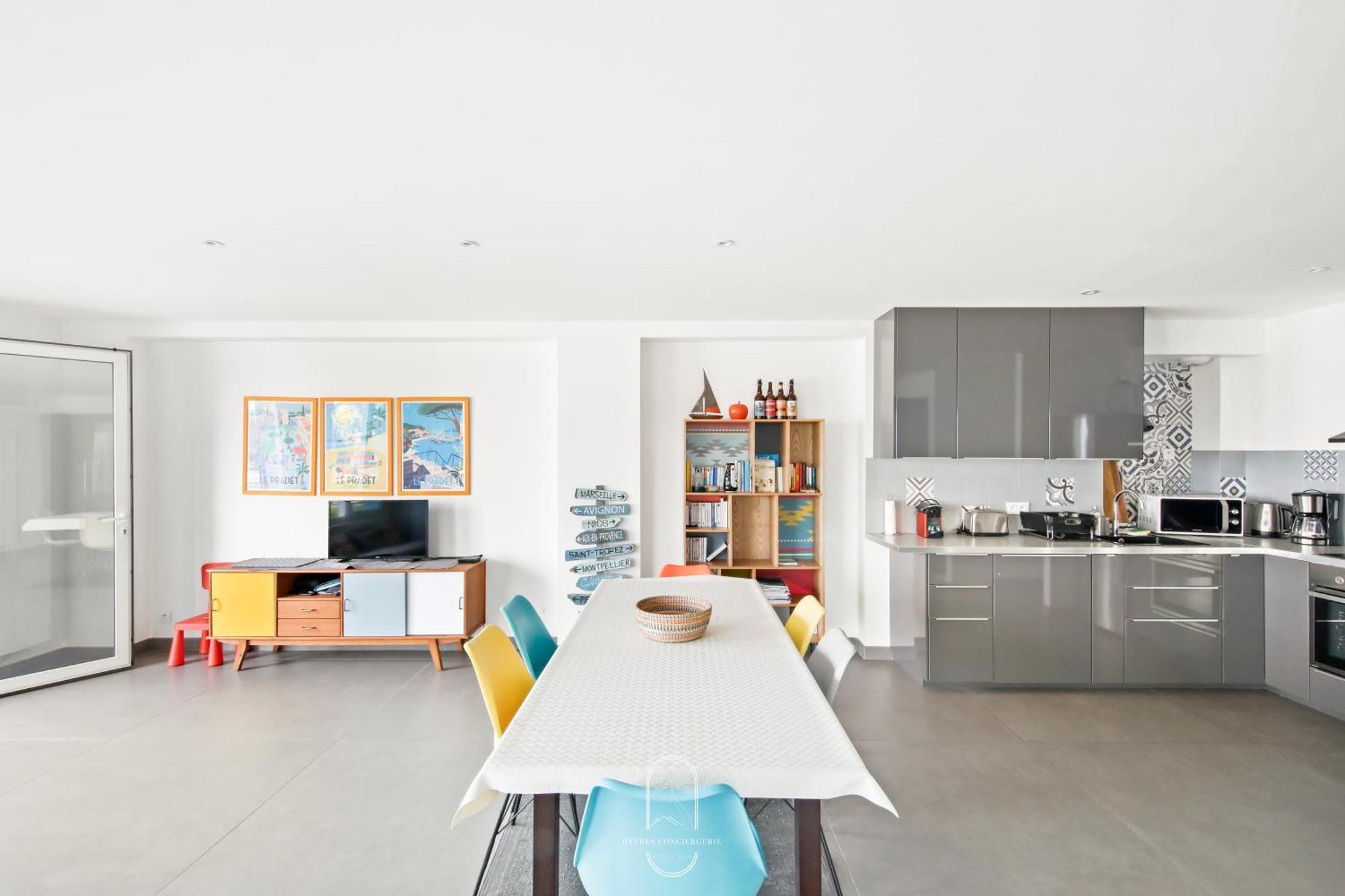 Villa Antoine Appartement Rdj Vue Mer Clim Wifi Parking Plage 50M La Garonne Le Pradet Exterior foto